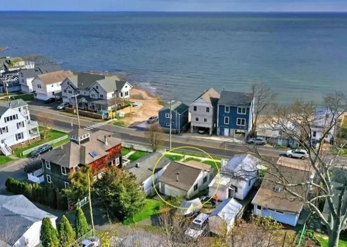 Chalets in West Haven